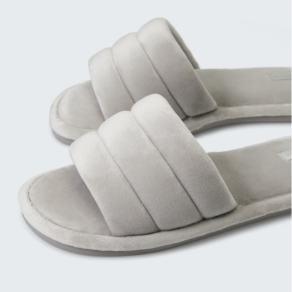 Oysho Shoes - NWT Oysho Padded Sandal Slippers